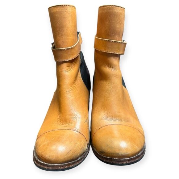 1883 BY WOLVERINE Women’s Brown and Black Leather 1000 Mile Bonny Pull-On Boots - Picture 5 of 10